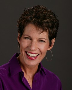 Ellen Rohr headshot